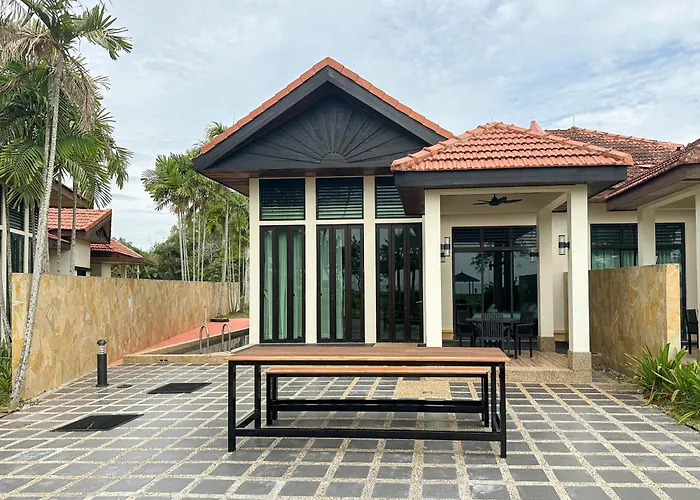 Bonheur At Karambunai
